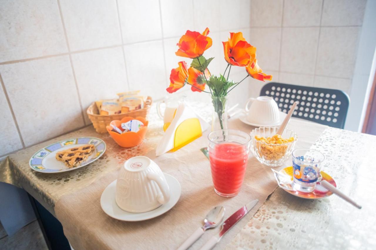 Italo House Bed & Breakfast